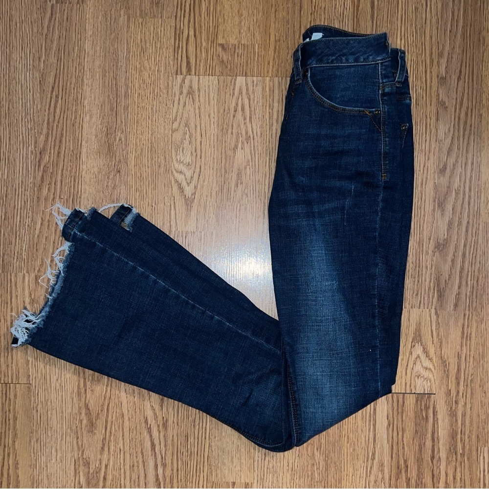 a loves a jeans